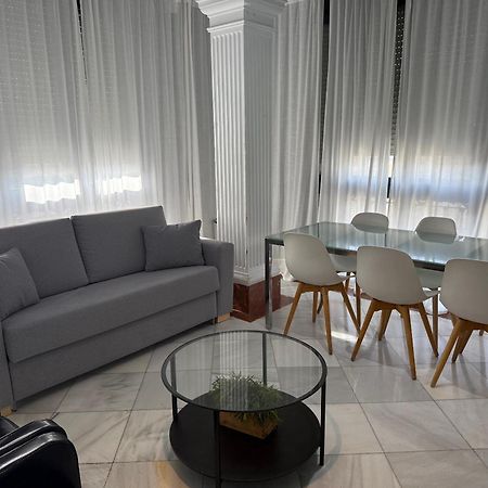 Apartamentos Avenida Seville Exterior photo