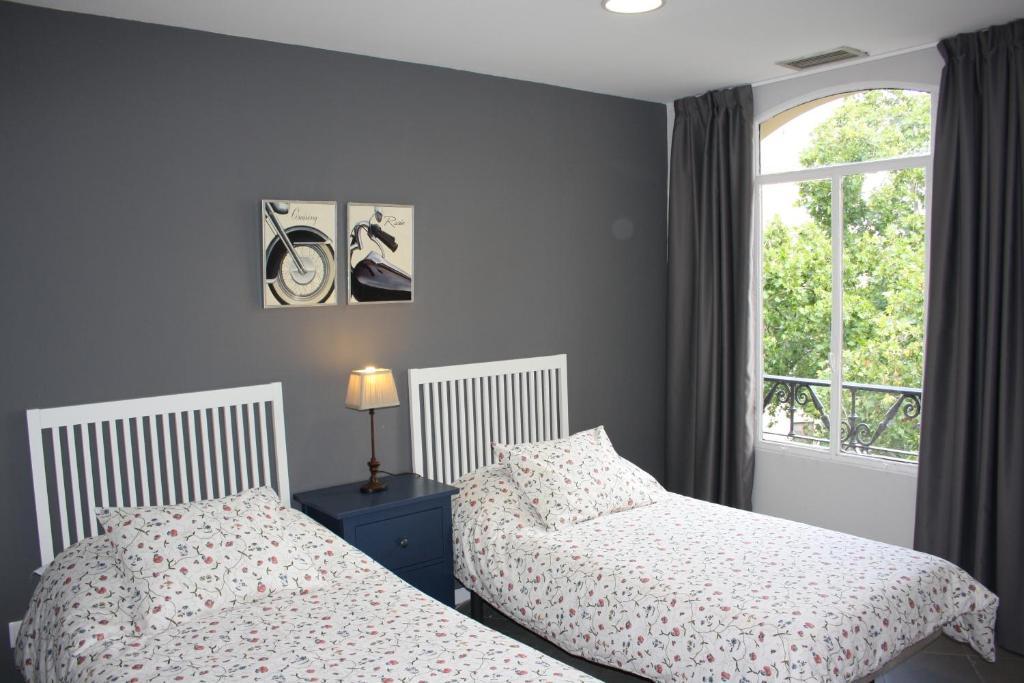 Apartamentos Avenida Seville Room photo
