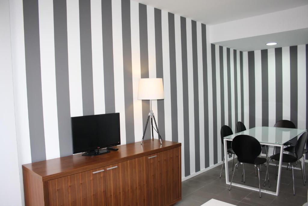Apartamentos Avenida Seville Room photo