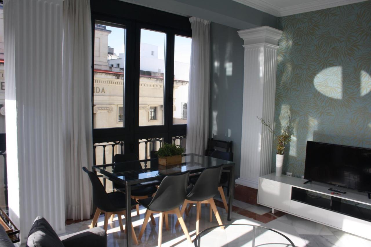 Apartamentos Avenida Seville Exterior photo