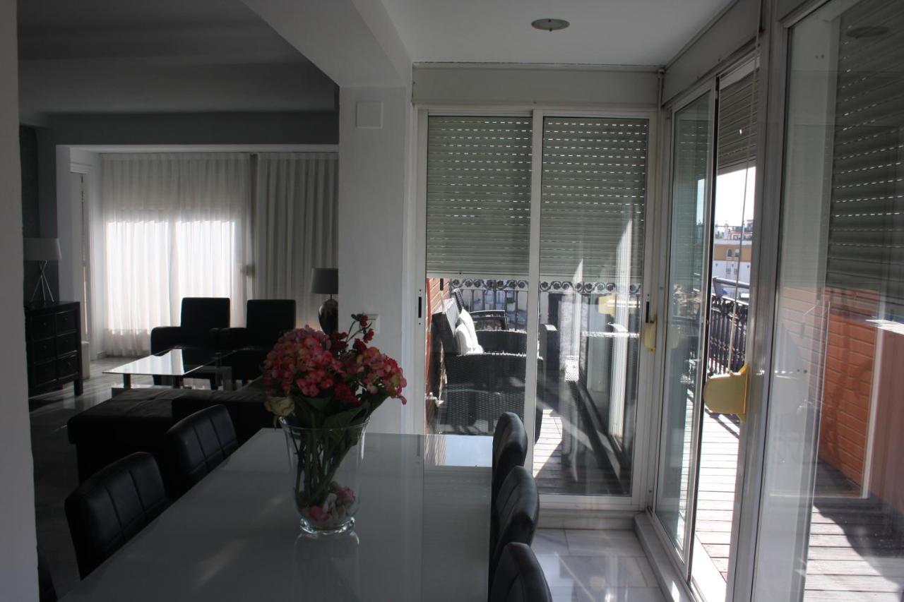 Apartamentos Avenida Seville Exterior photo
