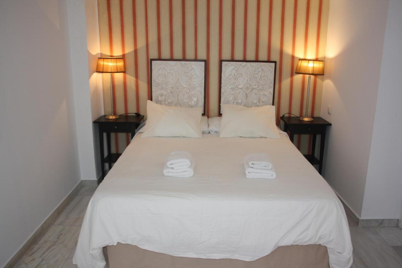 Apartamentos Avenida Seville Exterior photo